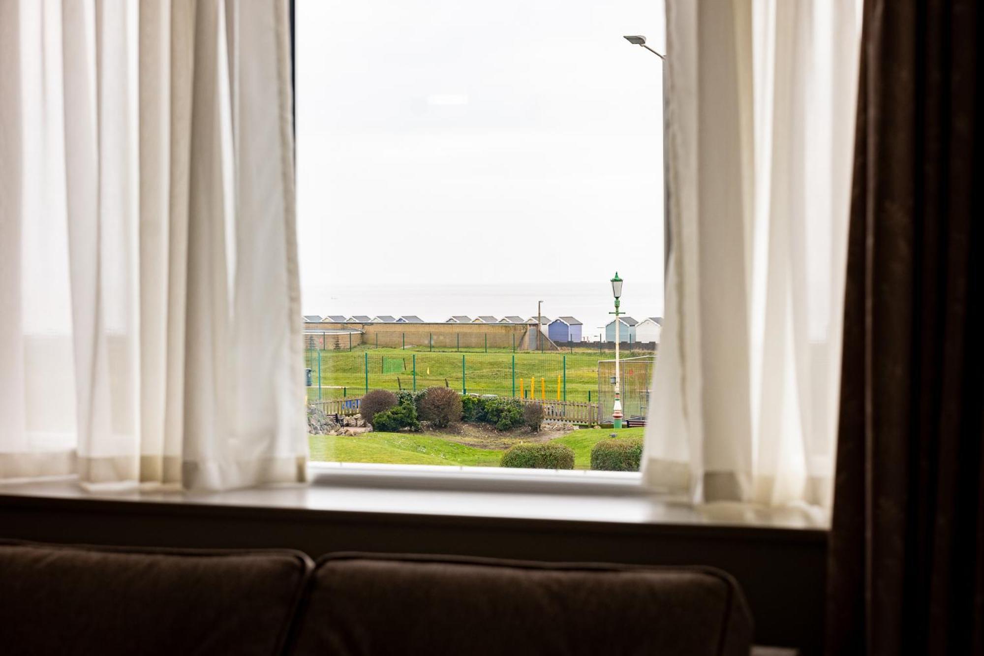 Offshore - The Inn Collection Group Lytham St Annes Extérieur photo