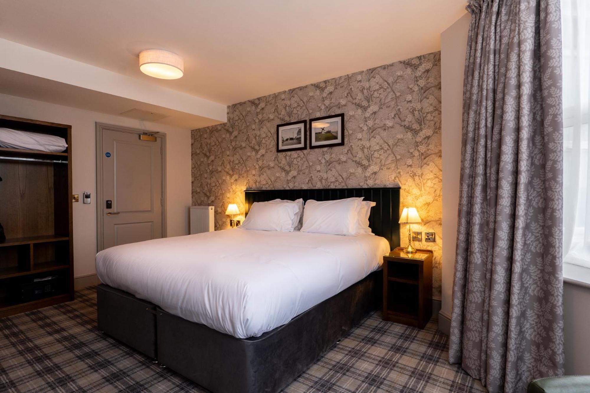 Offshore - The Inn Collection Group Lytham St Annes Extérieur photo